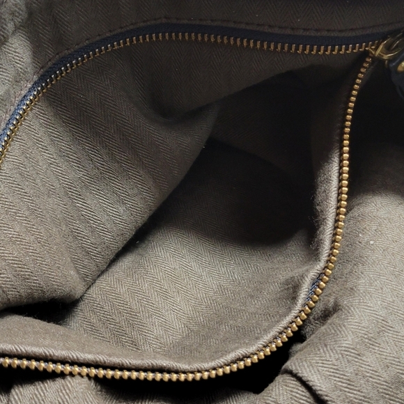 Olivia Harris purse grey green leather gold hardware shoulder bag - Picture 9 of 15